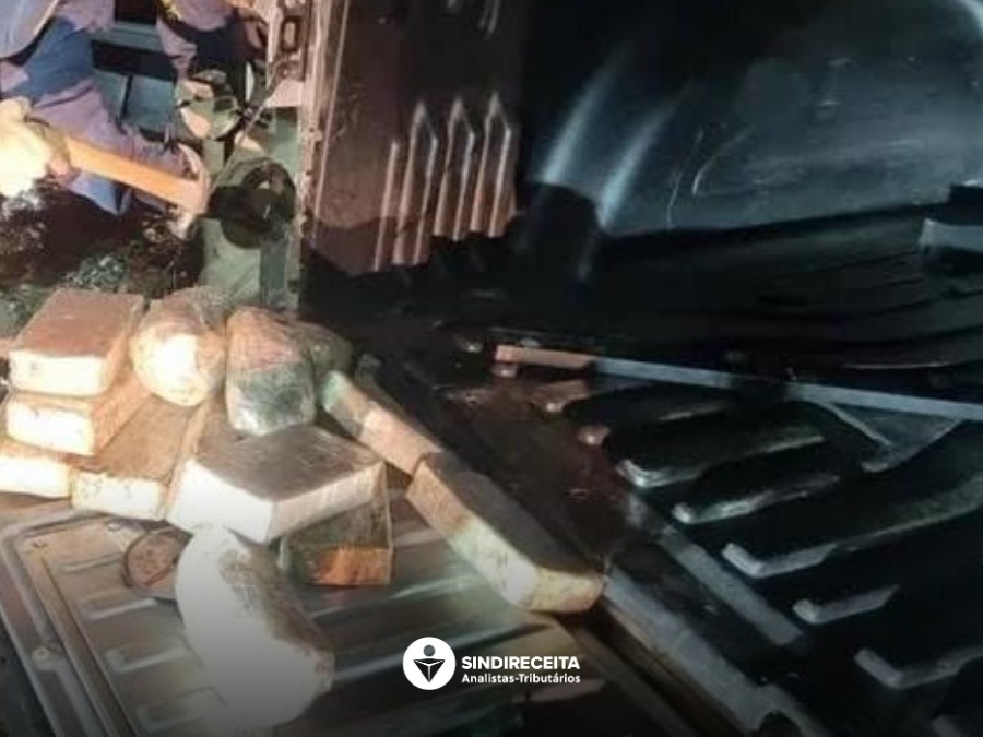 Aduana: Analistas-Tributários da Receita Federal atuam na apreensão de 21 kg de pasta base de cocaína em Santa Maria/RS